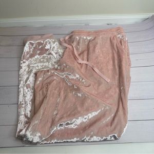 Light pink velvet soft pants with pockets